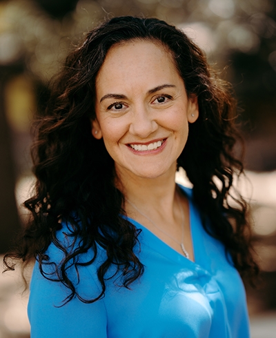 Images Laura Mitchell - Associate Financial Advisor, Ameriprise Financial Services, LLC
