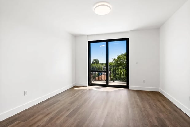 Images 2339 Nostrand