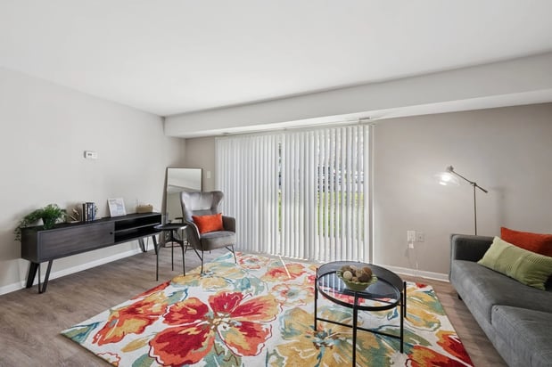 Images ReNew Odenton apartments