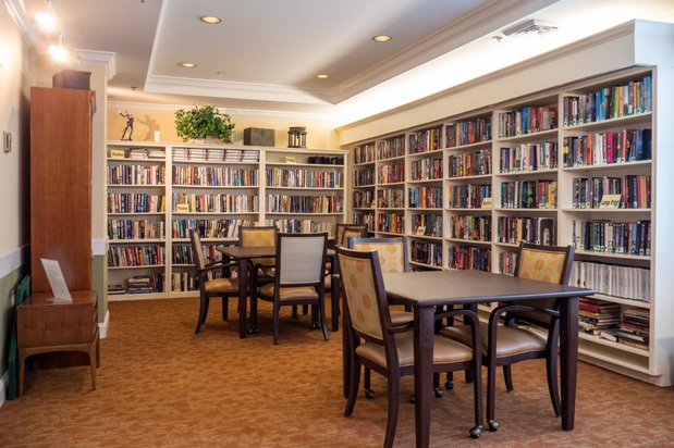 Images Benchmark at Ridgefield Crossings