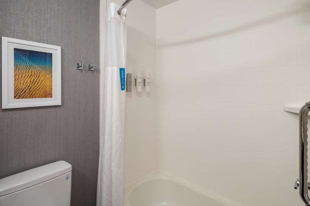 Images Hampton Inn & Suites Agoura Hills