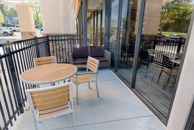 Images Holiday Inn Knoxville N - Merchant Drive by IHG