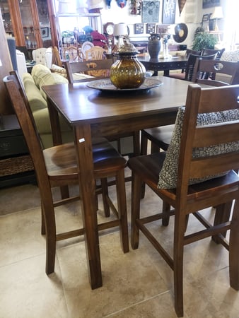 Images J and B Furniture Consignments