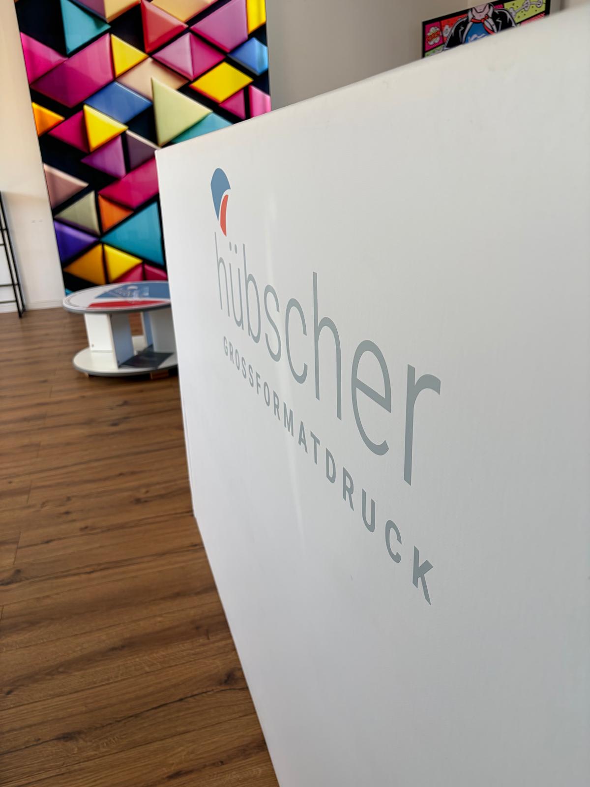 Fahnen-Hübscher Großformatdruck GmbH & Co. KG, Meeraner Str. 13G in Berlin