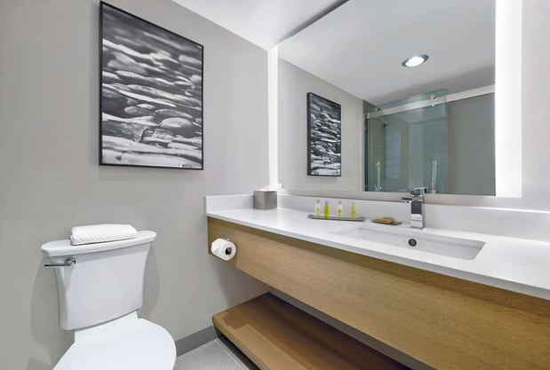 Images DoubleTree by Hilton Davenport
