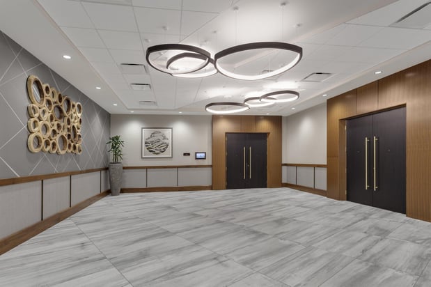 Images Crowne Plaza Lansing by IHG