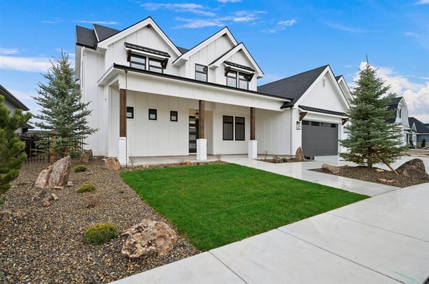 Images Solitude Homes