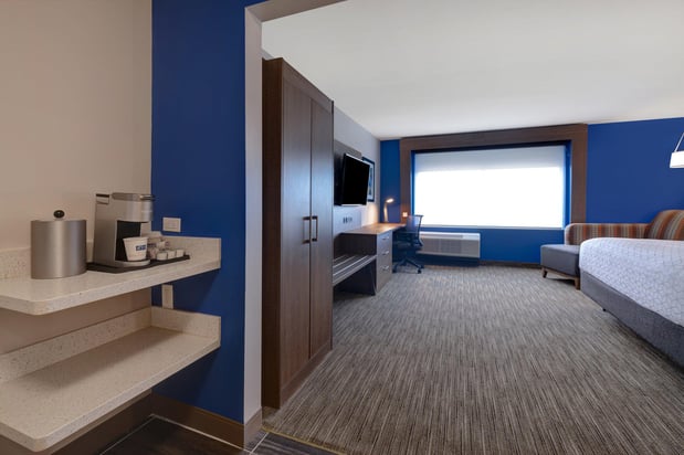 Images Holiday Inn Express & Suites Grand Rapids South - Wyoming by IHG