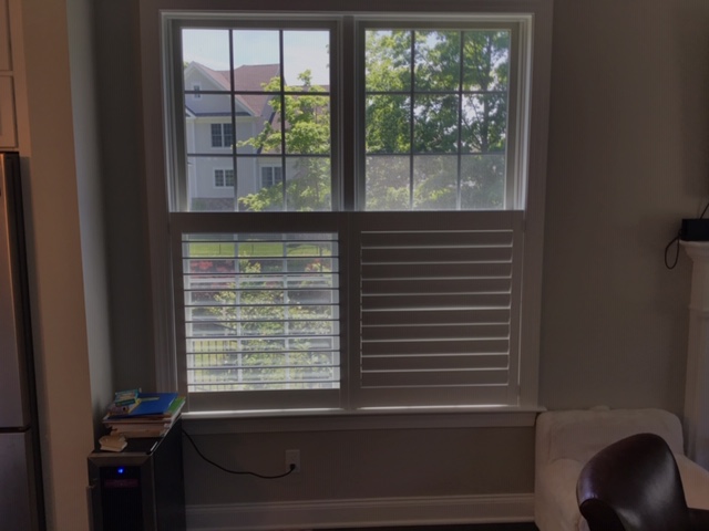 Café Shutters by Budget Blinds of Ossining make it possible for this homeowner to control light and privacy without scarfing the natural light and outdoor views! #WindowWednesday #ShutterAtTheBeauty #BudgetBlindsOssining #FreeConsultation #CafeShutters