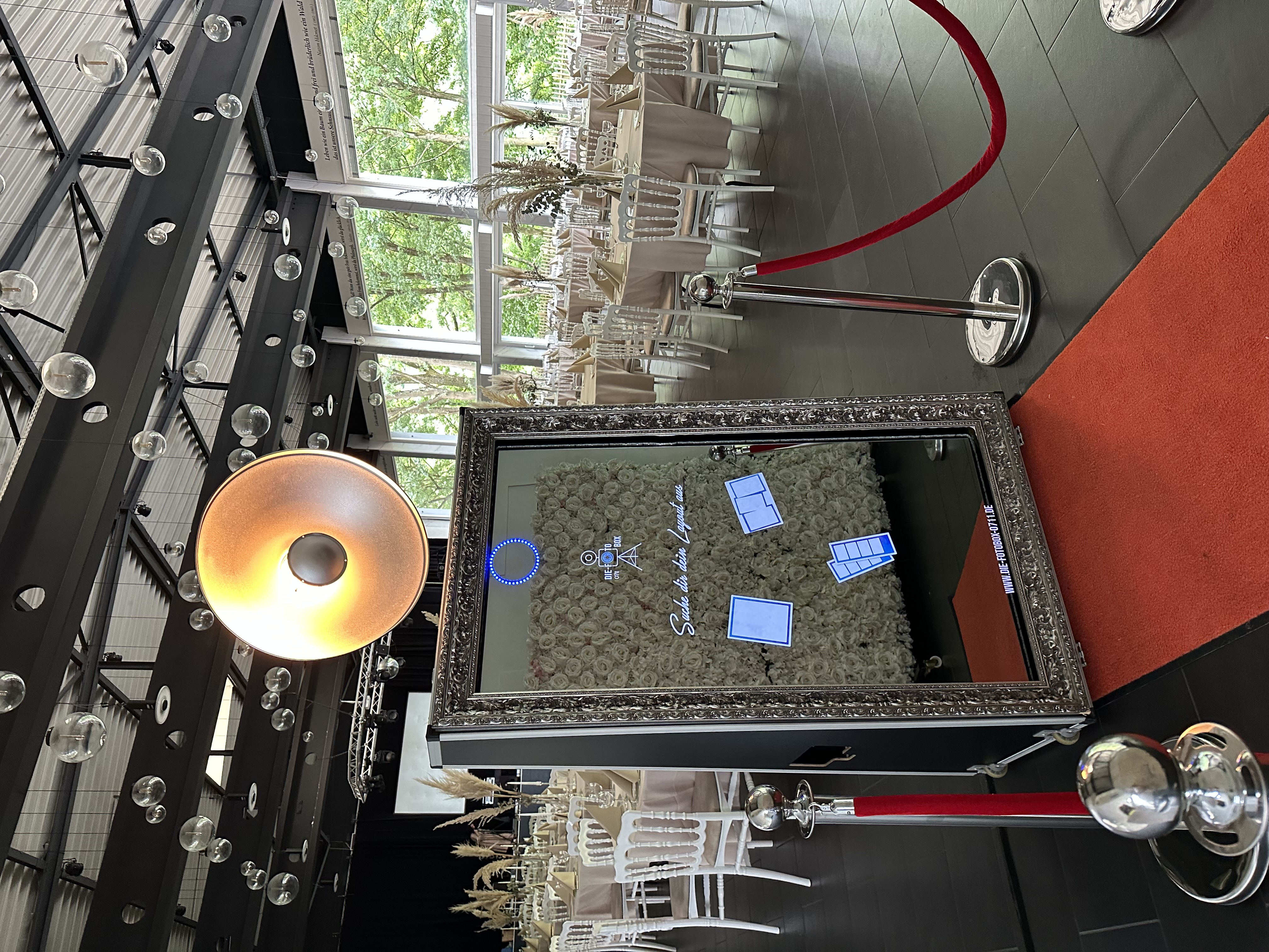 Die-Fotobox-0711, In den Akademiegärten 45 in Neuhausen