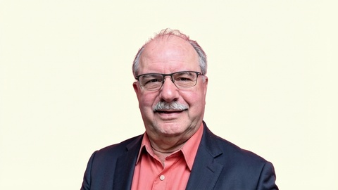 Steven Gorran - TurboTax Expert Logo