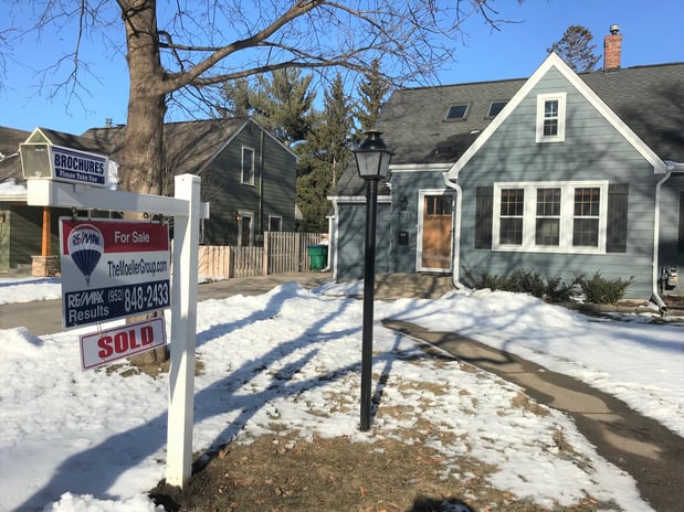 Images The Moeller Group - Niki Moeller- Twin Cities Real Estate