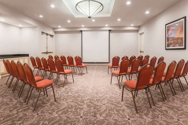 Images Hilton Garden Inn Reno