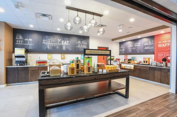 Images Hampton Inn & Suites Cincinnati Liberty Township