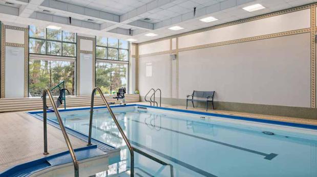 Images Five Star Premier Residences of Chevy Chase