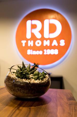 Images RD Thomas Advertising