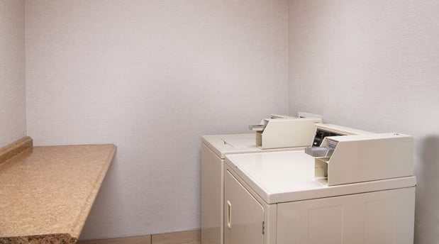 Images Hampton Inn Erie-South