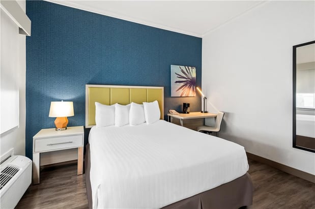 Images SureStay by Best Western Santa Monica