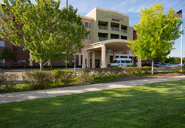 Courtyard Dallas Arlington South