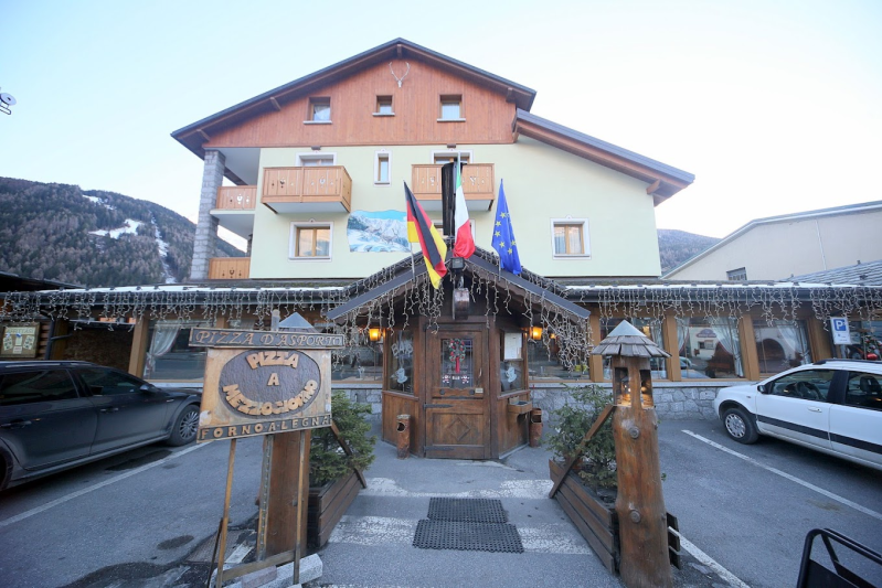 Images Ristorante - Pizzeria  La Vecchia Lanterna di Temù