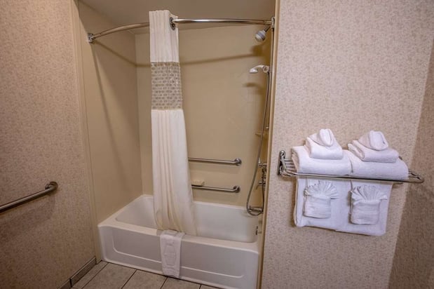 Images Hampton Inn Hadley-Amherst Area