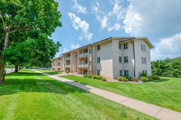 Images Briarwood Apartment Homes & Townhomes