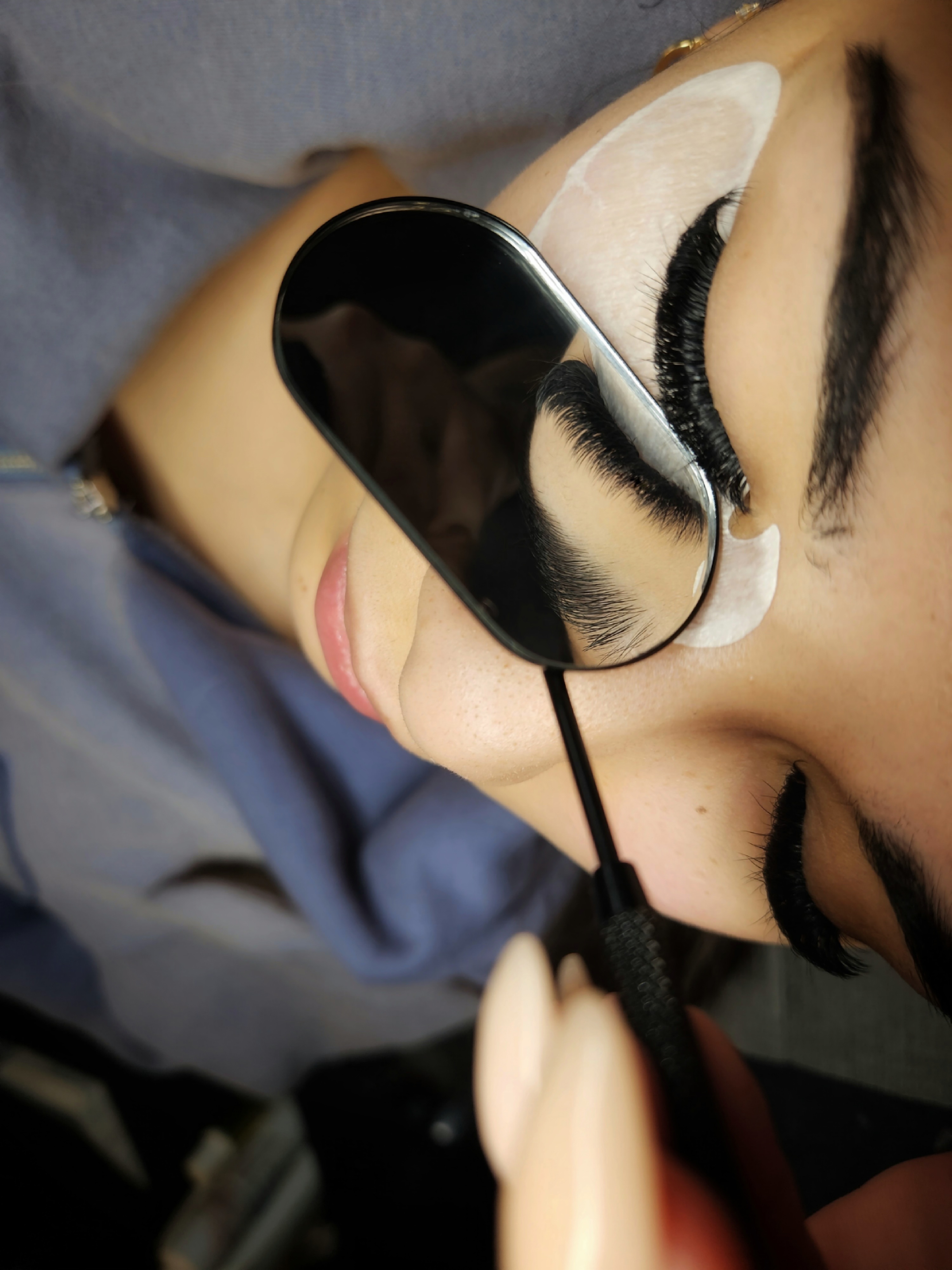 Images Lashista - Formation cils - Pose de cils - Produits de cils Longueuil