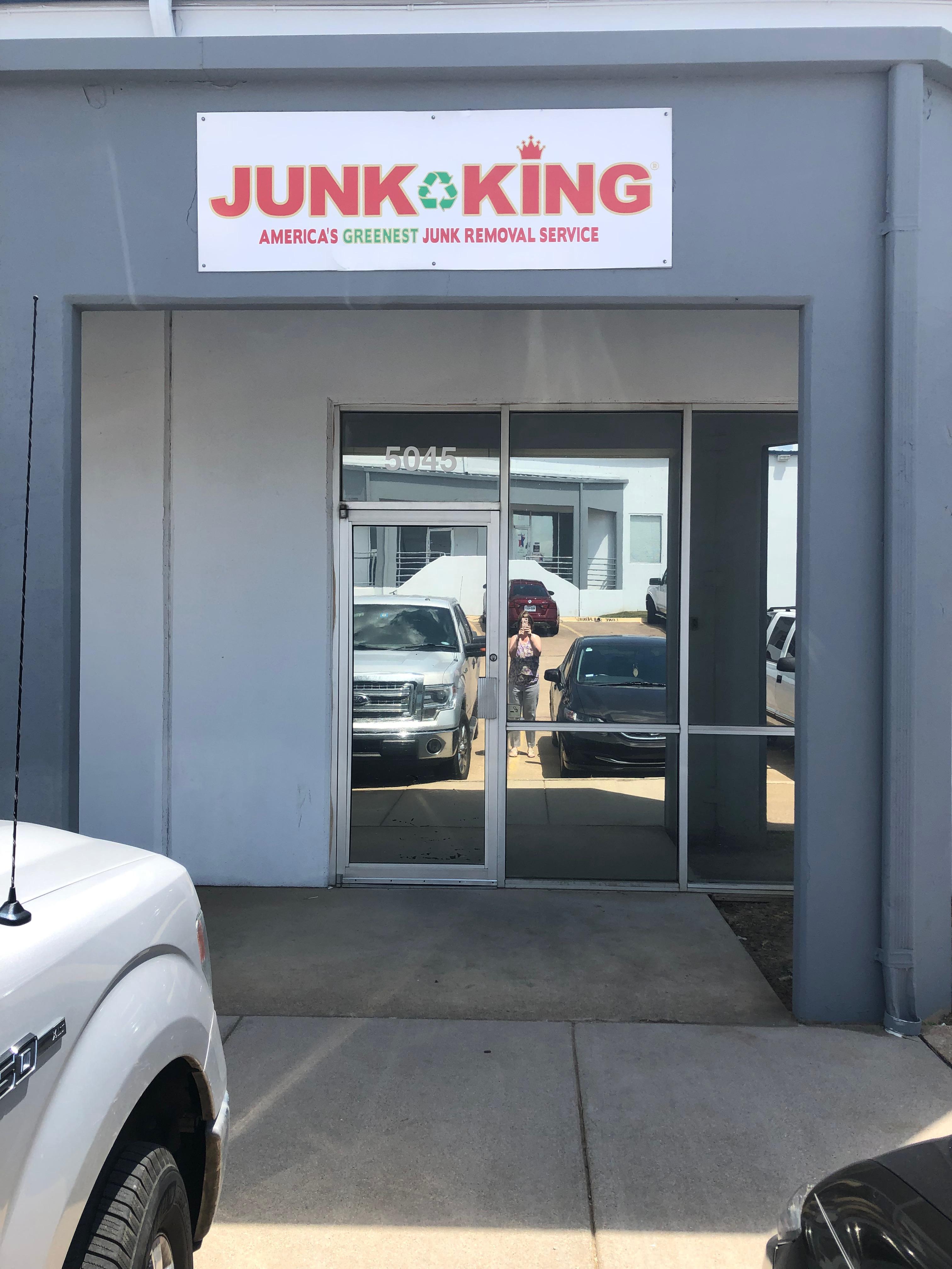 Exterior Junk King Fort Worth office