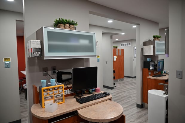 Images Secure Dental—Lake Station