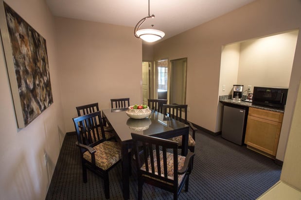 Images Holiday Inn & Suites St. Paul NE - Lake Elmo by IHG