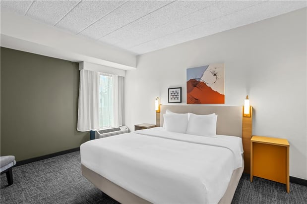 Images Spark by Hilton Des Plaines Chicago O'Hare