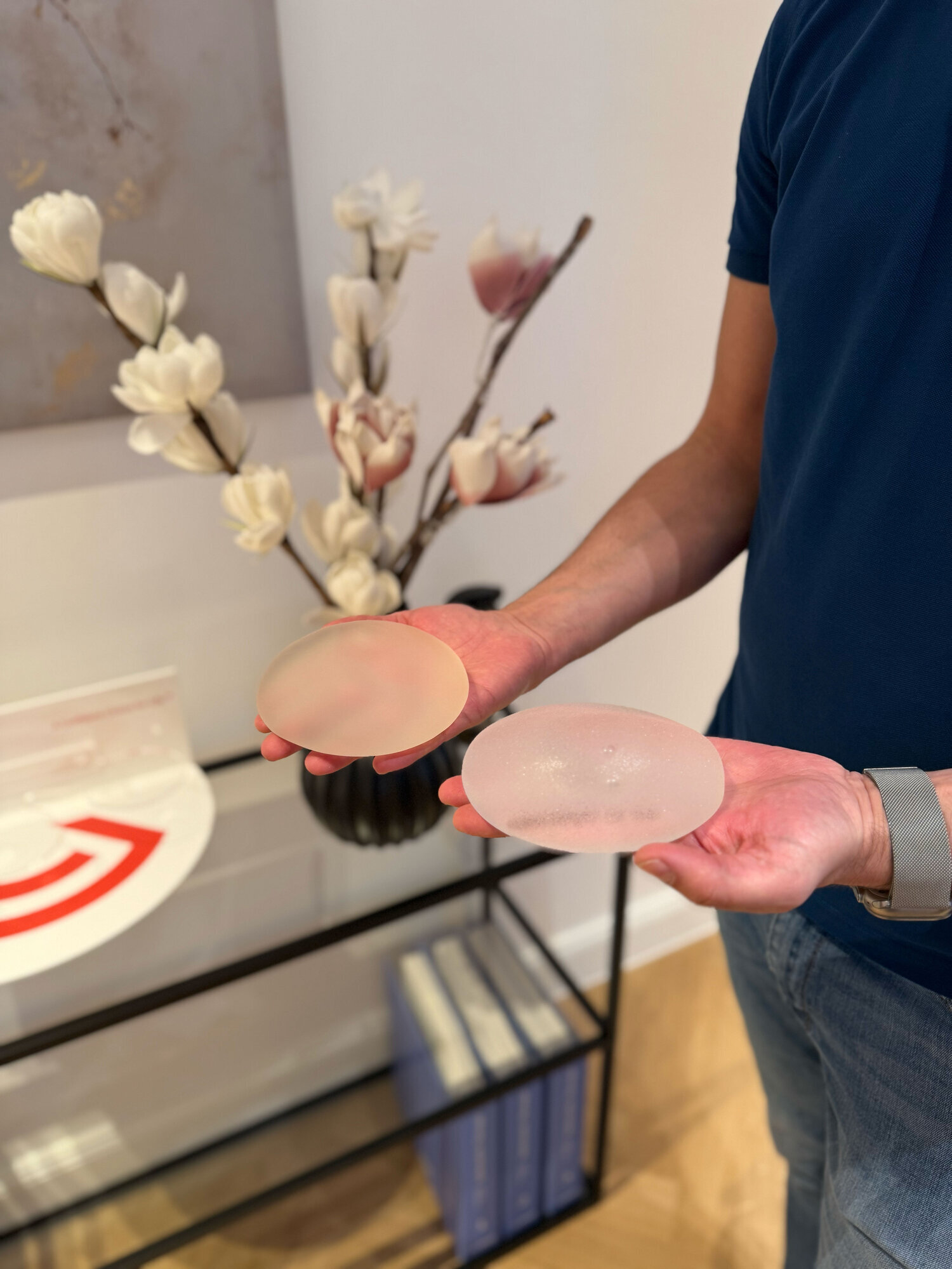 Bilder Dr. Nichlos - Plastische Chirurgie Frankfurt