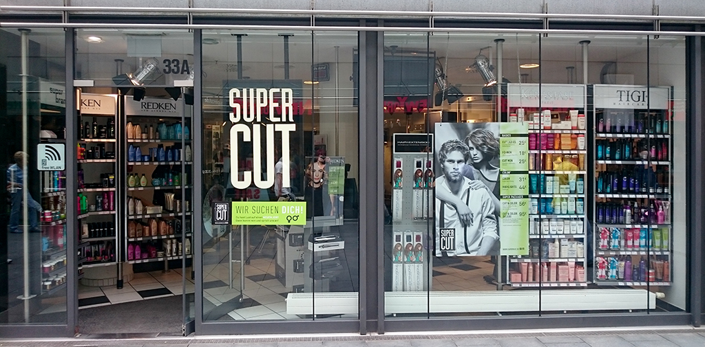 Super Cut, Hannover, Galeria Kaufhof, Niki de Saint Phalle Promenade