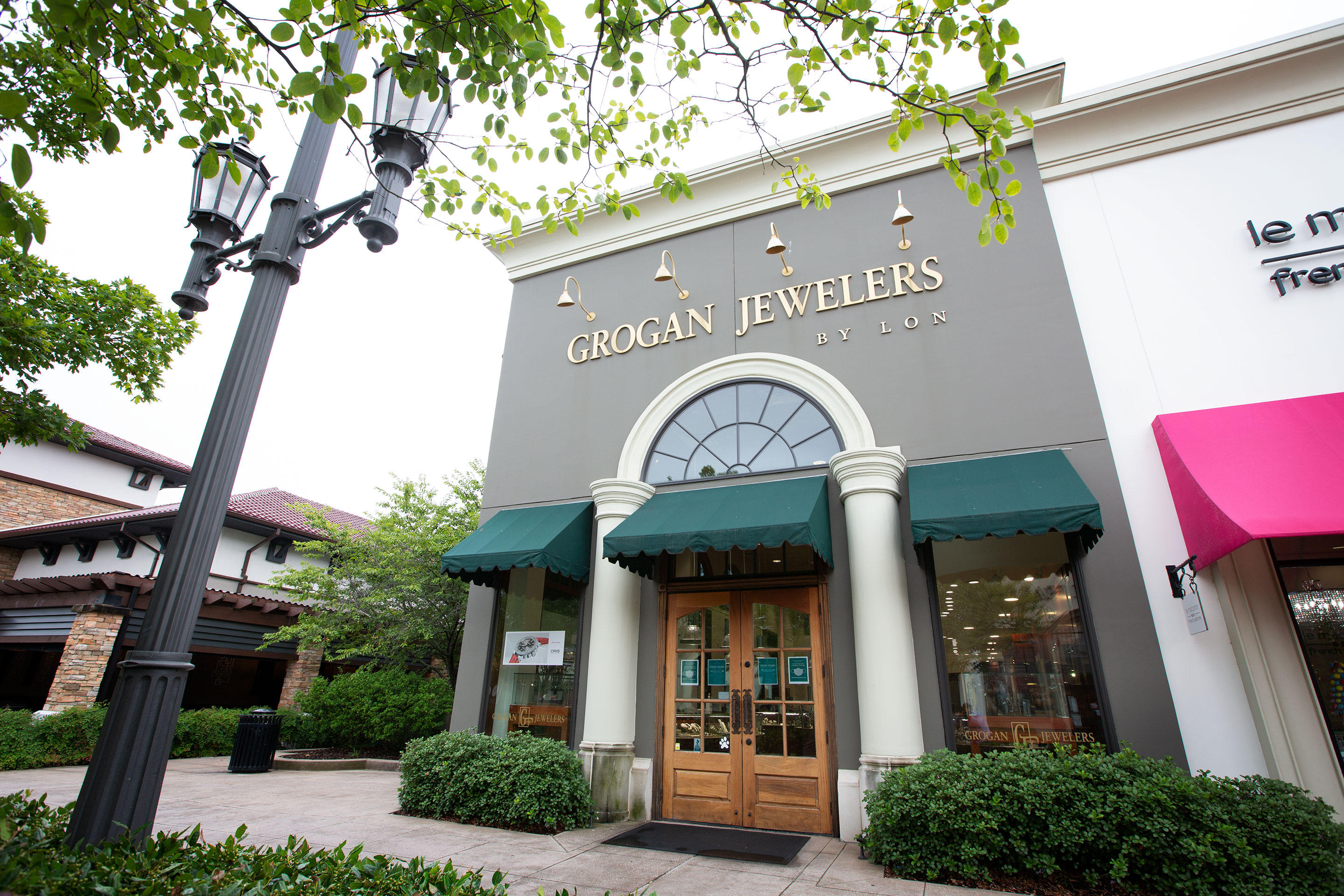 Grogan Jewelers jewelry store in The Bridge Street Town Centre, Huntsville, Alabama.