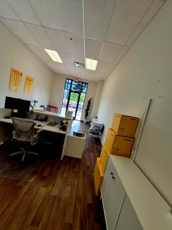 Images DHL Express Service Point Nashville