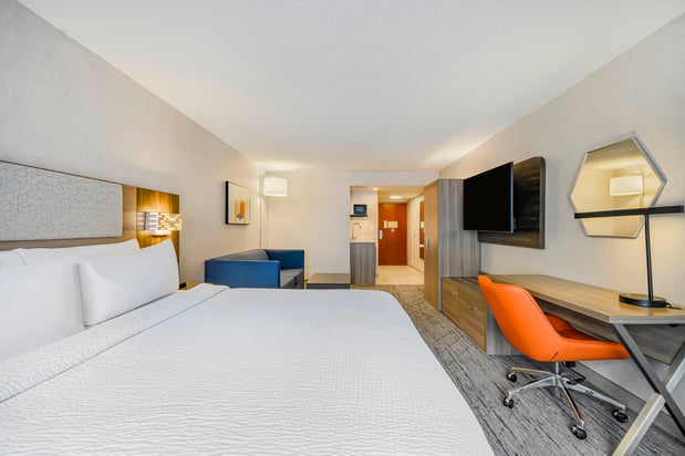 Images Holiday Inn Express & Suites Buffalo-Airport by IHG