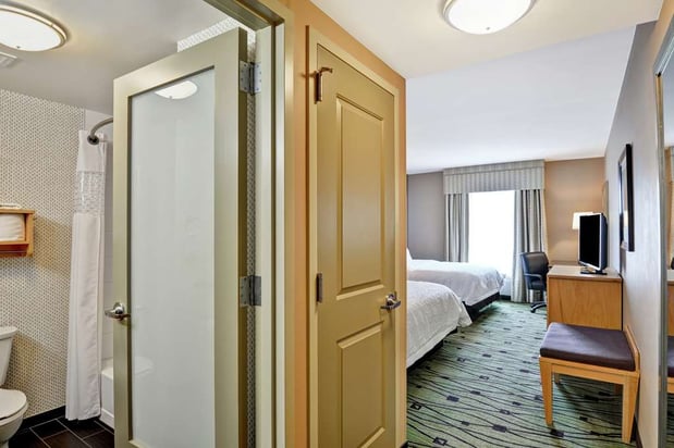 Images Hampton Inn & Suites Raleigh/Crabtree Valley