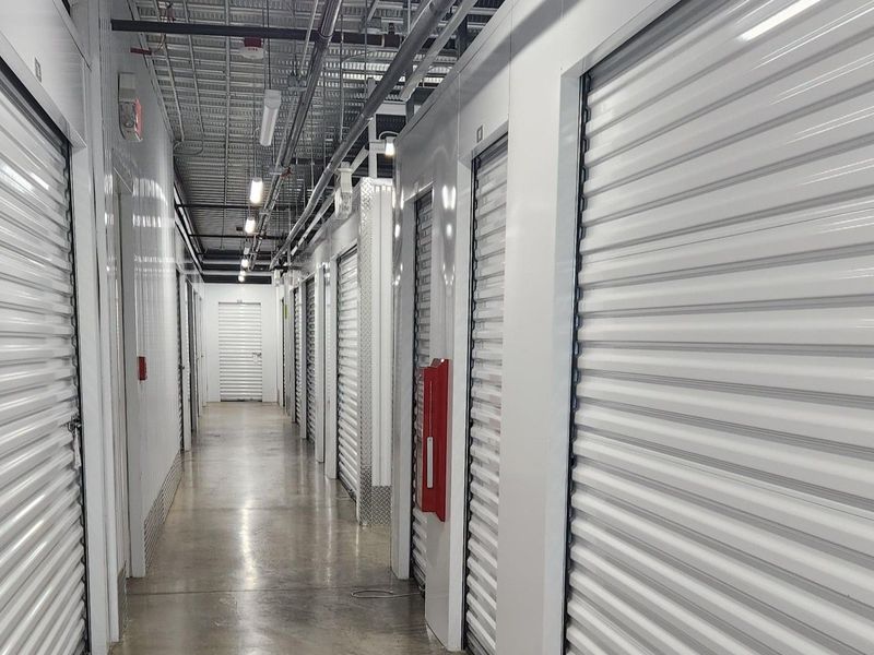 Images Extra Space Storage