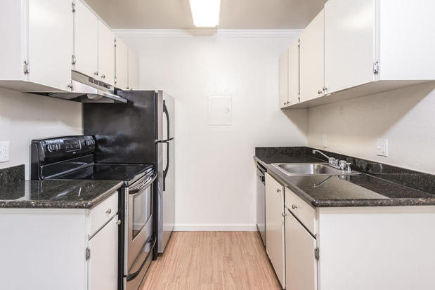 Images Fountain Park Apartments