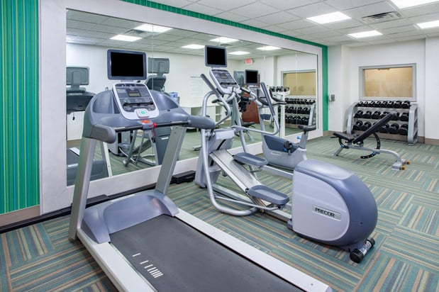 Images Holiday Inn Express & Suites Texarkana by IHG