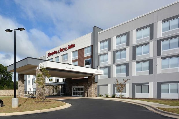 Images Hampton Inn & Suites by Hilton Charlotte North I 485