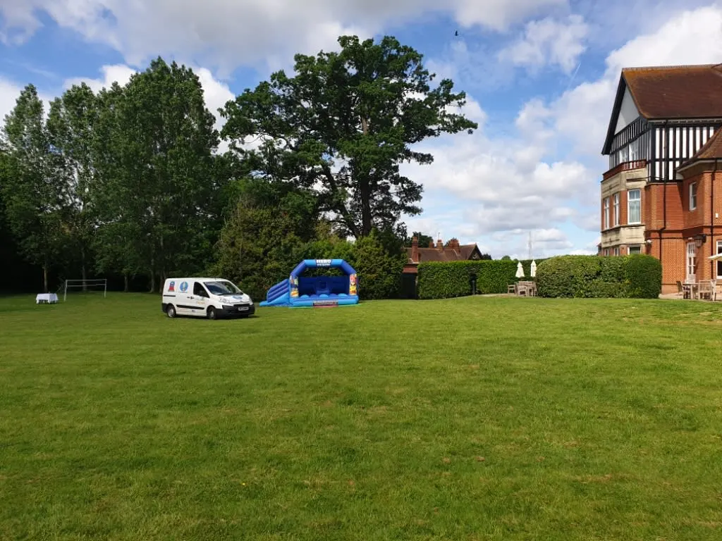 Images Top Banana Bouncy Castles