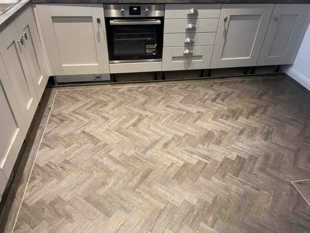 K Broadbent Carpet Contractors Ashton-Under-Lyne 01457 835500