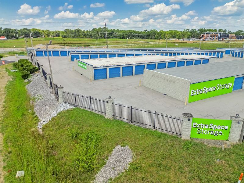 Alternate Beauty Image - Storage Express at 5800 E Main St, Avon, IN 46123