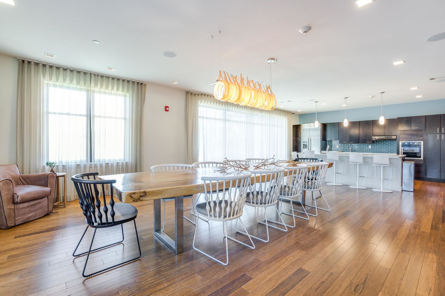 Resident Lounge Windsor at Maxwell's Green Apartments Somerville (617)855-0695