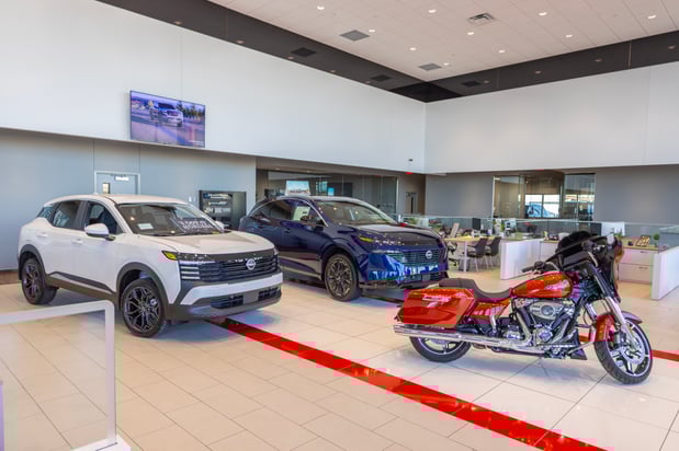 Images Grubbs Nissan of Tulsa