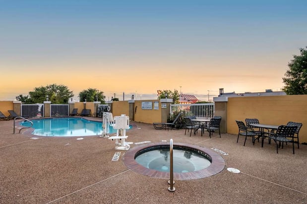 Images Best Western Plus McKinney Inn & Suites