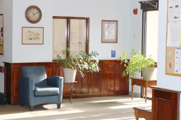 Images Pequoig House