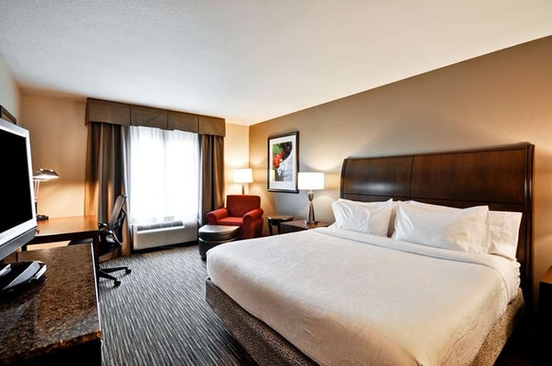 Images Hilton Garden Inn Tampa North