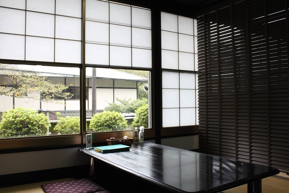 Images 逢坂山かねよ 本店